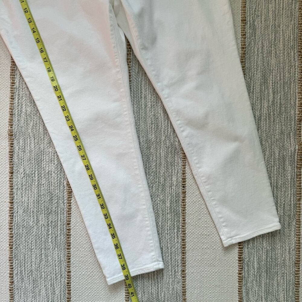 Madewell Petite 9" Mid-Rise Skinny Jeans in Pure White Women’s Size 36 P - Picture 4 of 13